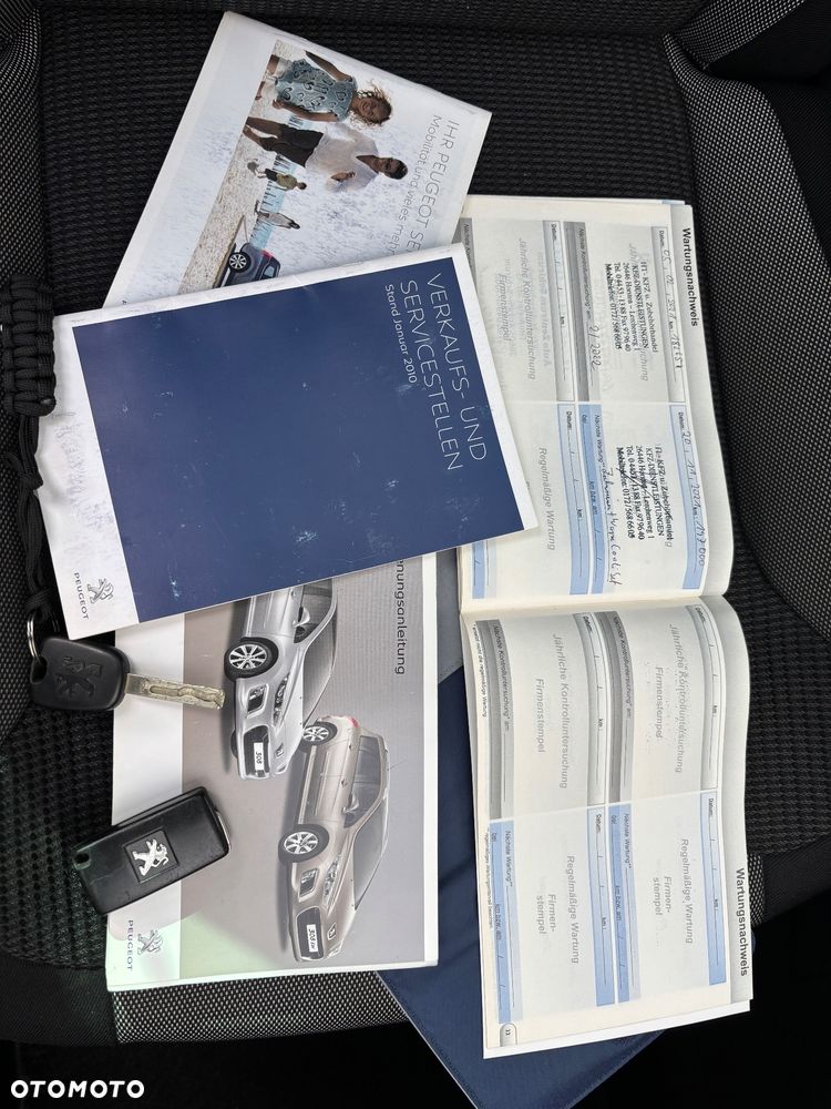 Peugeot 308 e-HDi FAP 110 Stop&Start Family - 21