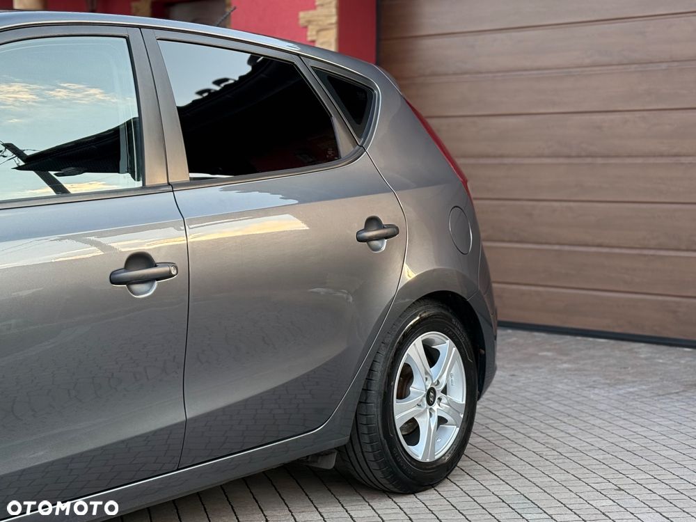 Hyundai i30 1.4 Blue Classic - 4