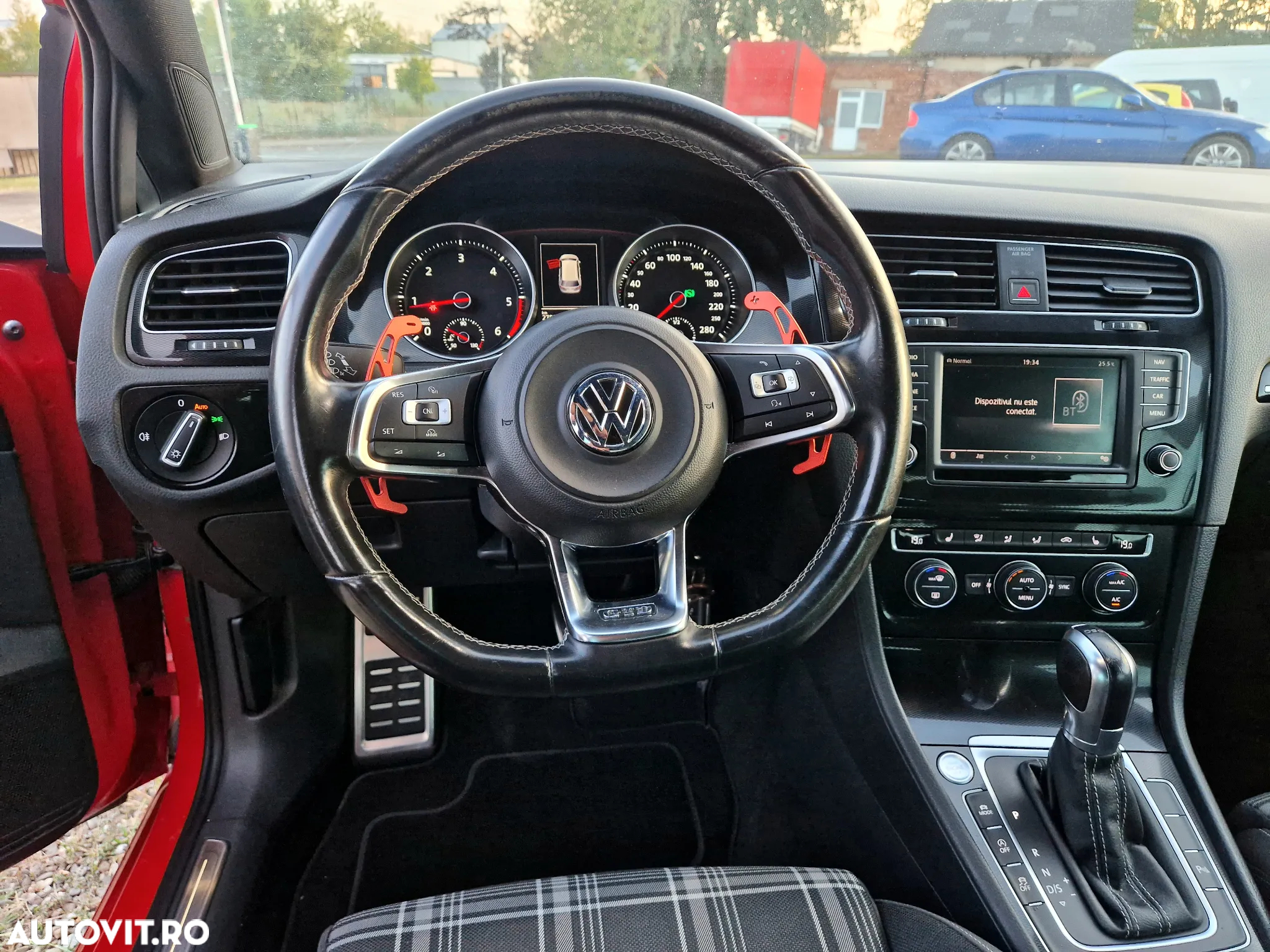 Volkswagen Golf 2.0 TDI DSG GTD - 7