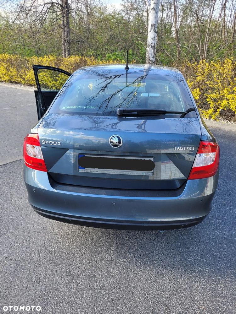 Skoda RAPID 1.2 TSI Ambition - 15