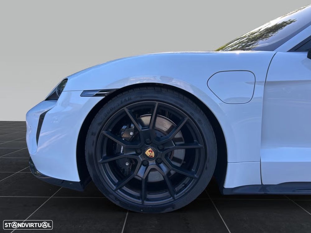 Porsche Taycan Sport Turismo GTS - 10