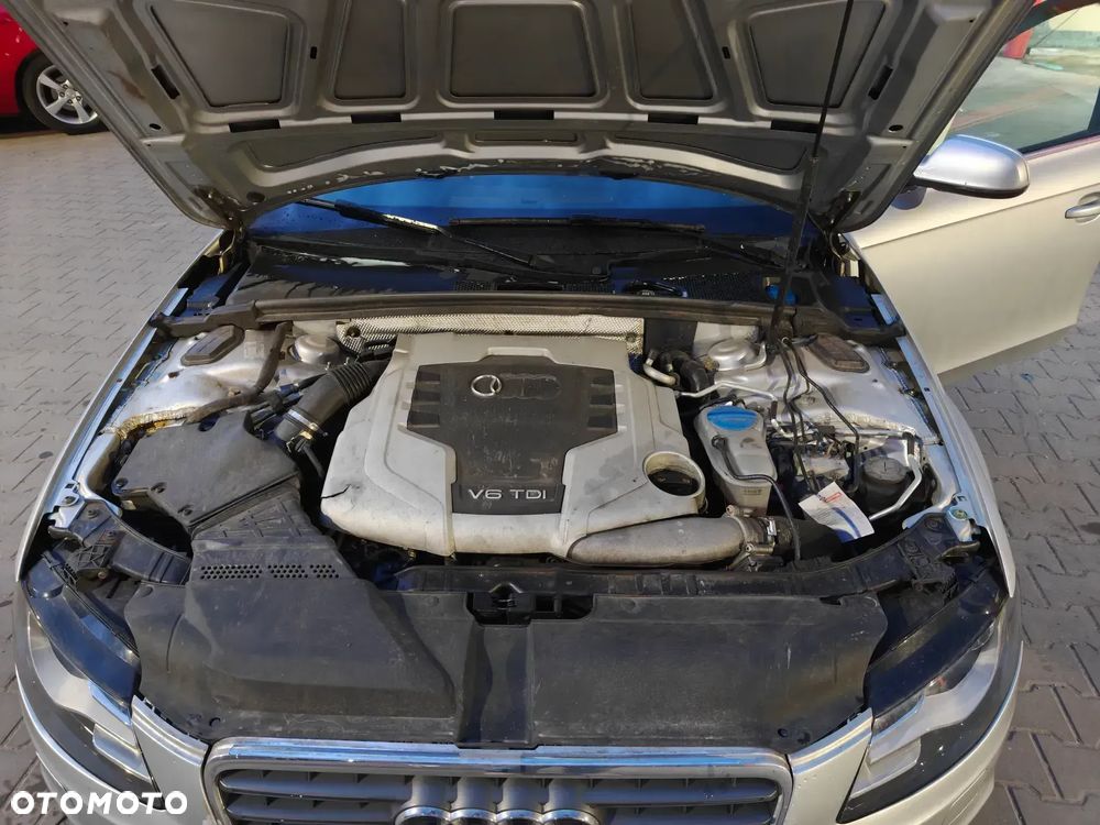 Audi A4 Avant - 8
