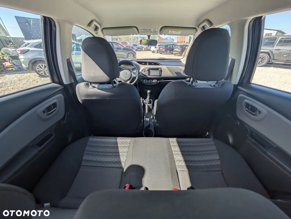 Toyota Yaris - 11