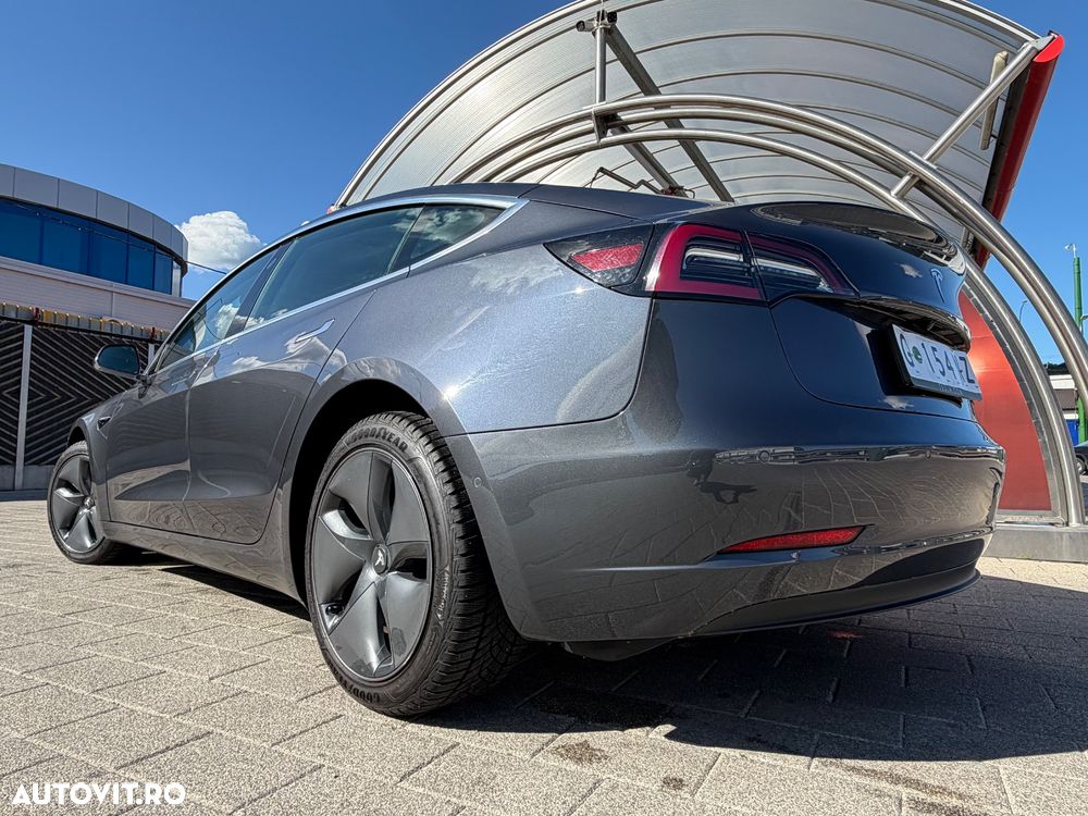 Tesla Model 3 Langstreckenbatterie Allradantrieb Dual Motor - 13