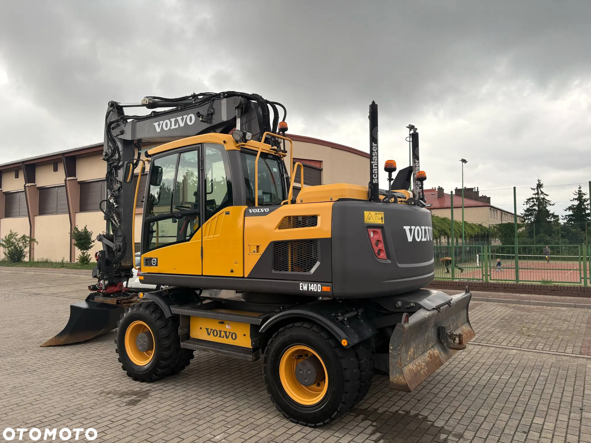 Volvo EW 140D ROTOTILT SZCZYPCE SYSTEM LEICA - 2