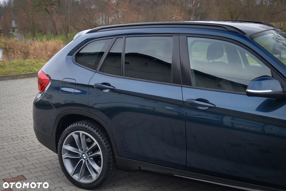 BMW X1 sDrive18d Sport Line - 18