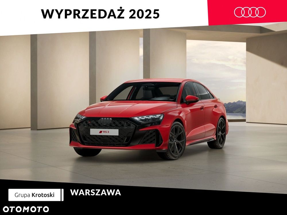 Audi RS3 Limousine - 1