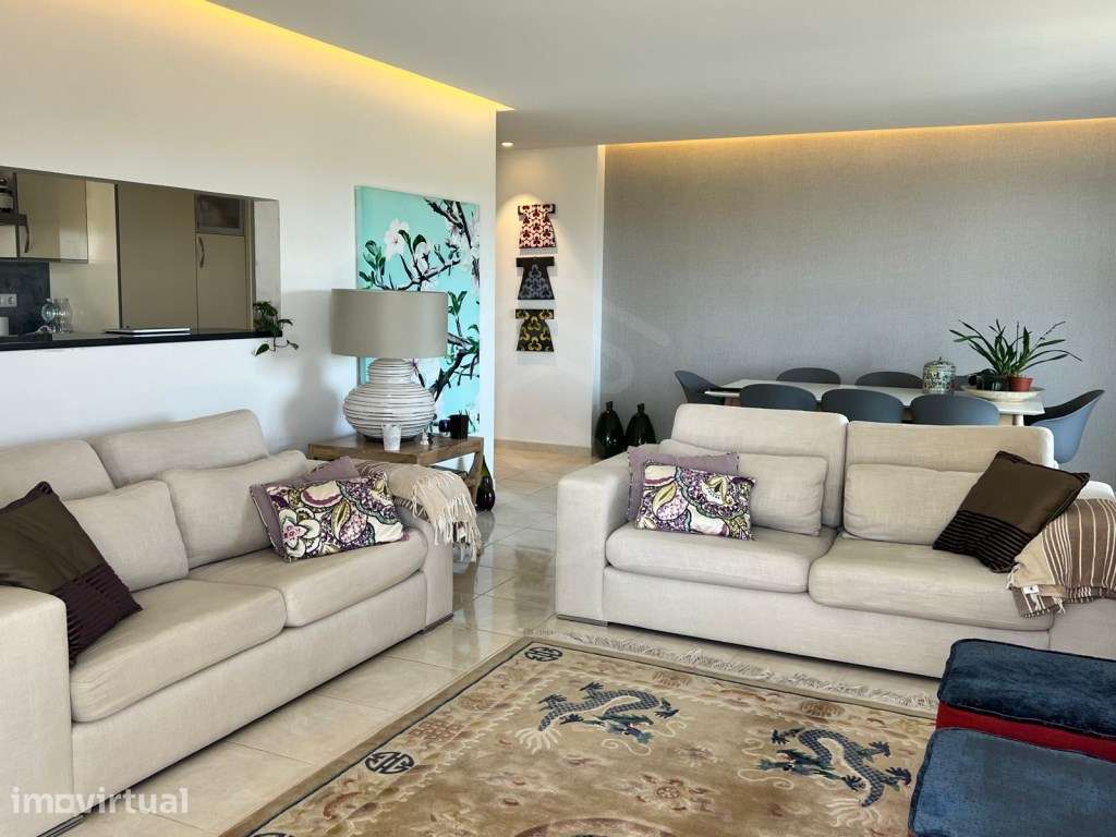 Apartamento T3 em Quarteira, a 100m da praia, com acabamentos de lu... - Grande imagem: 3/28