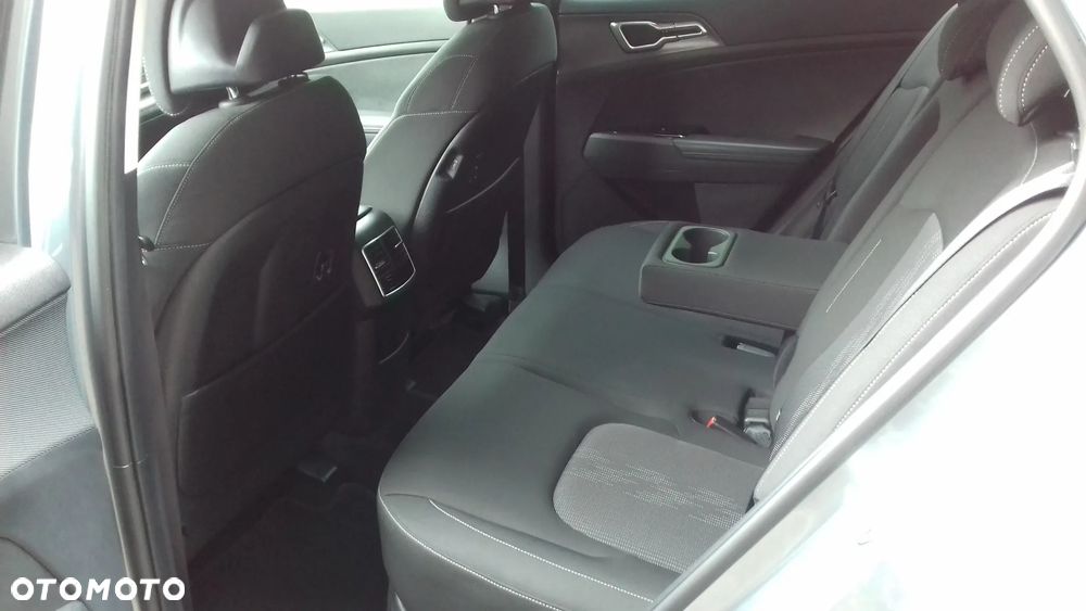 Kia Sportage 1.6 T-GDI MHEV Business Line 2WD DCT - 13