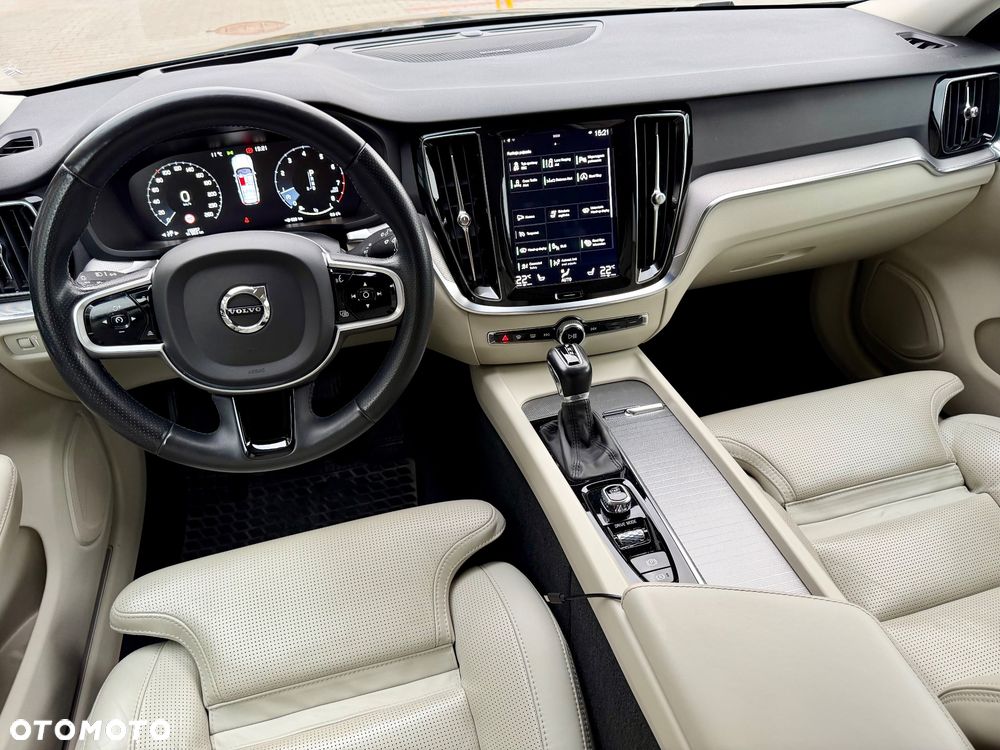 Volvo V60 T6 AWD Inscription - 15