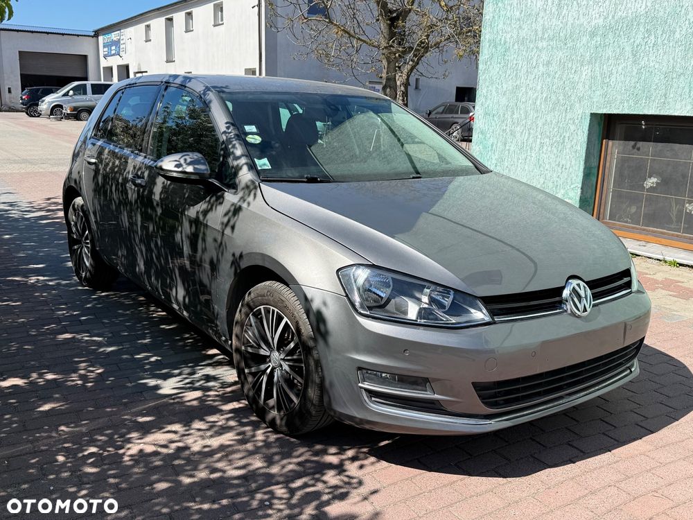 Volkswagen Golf 1.6 TDI BlueMotion Technology Allstar - 3