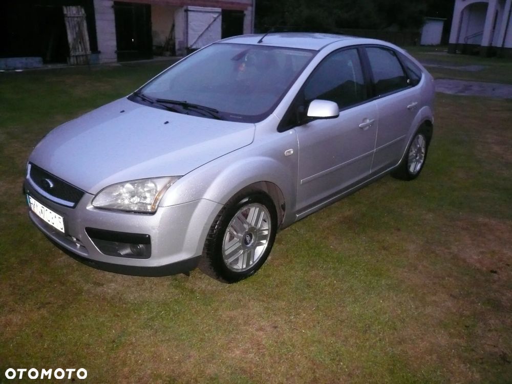 Ford Focus 1.6 TDCi DPF Ghia - 5