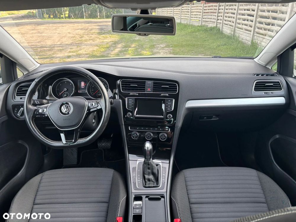 Volkswagen Golf 2.0 BlueTDI DSG Cup - 11