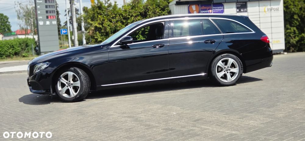 Mercedes-Benz Klasa E 220 d 9G-TRONIC - 9