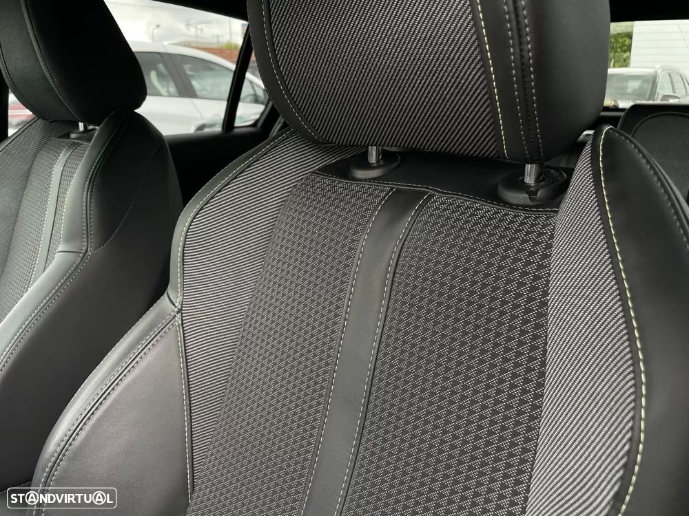 Peugeot e-208 GT Pack - 16
