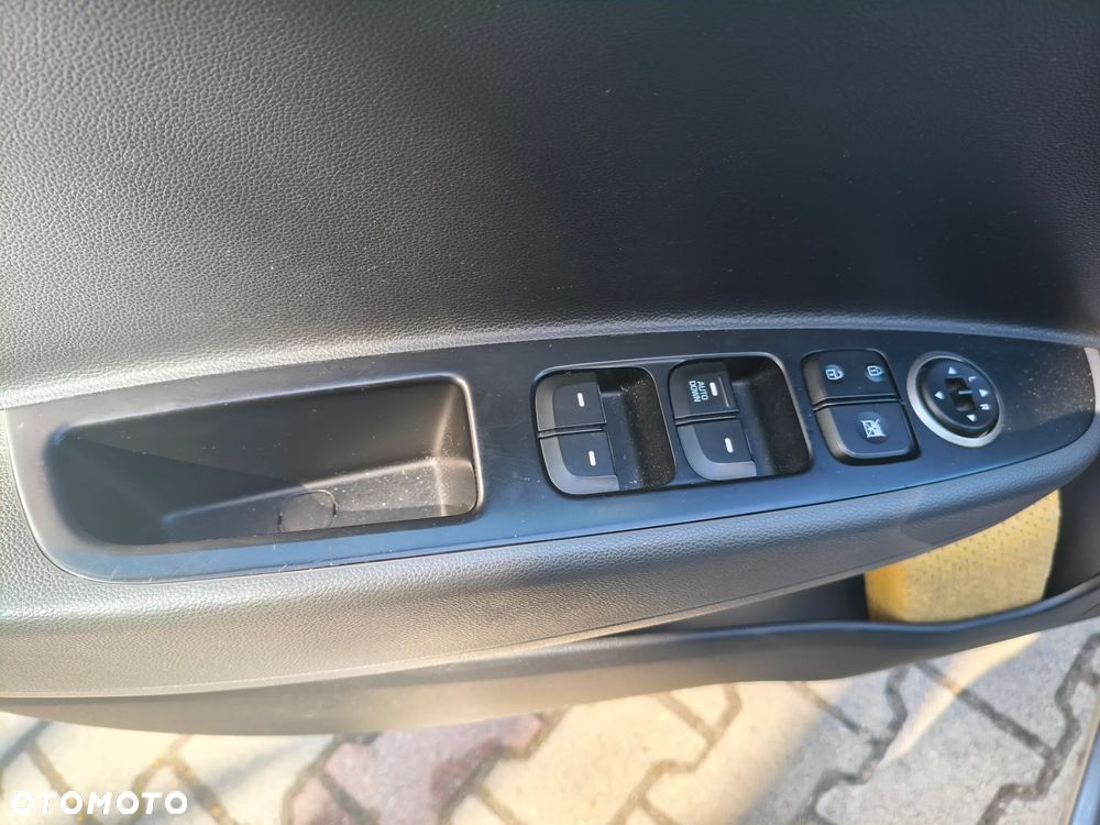 Hyundai i10 1.0 GO - 4