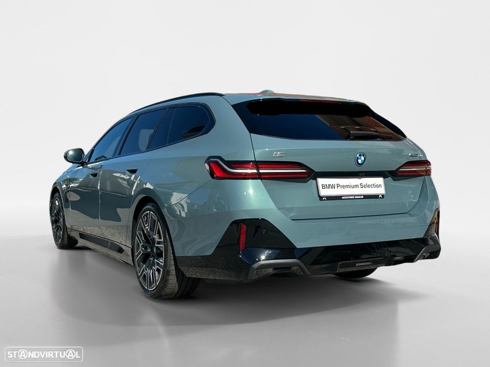 BMW i5 eDrive40 Pack Desportivo M - 3