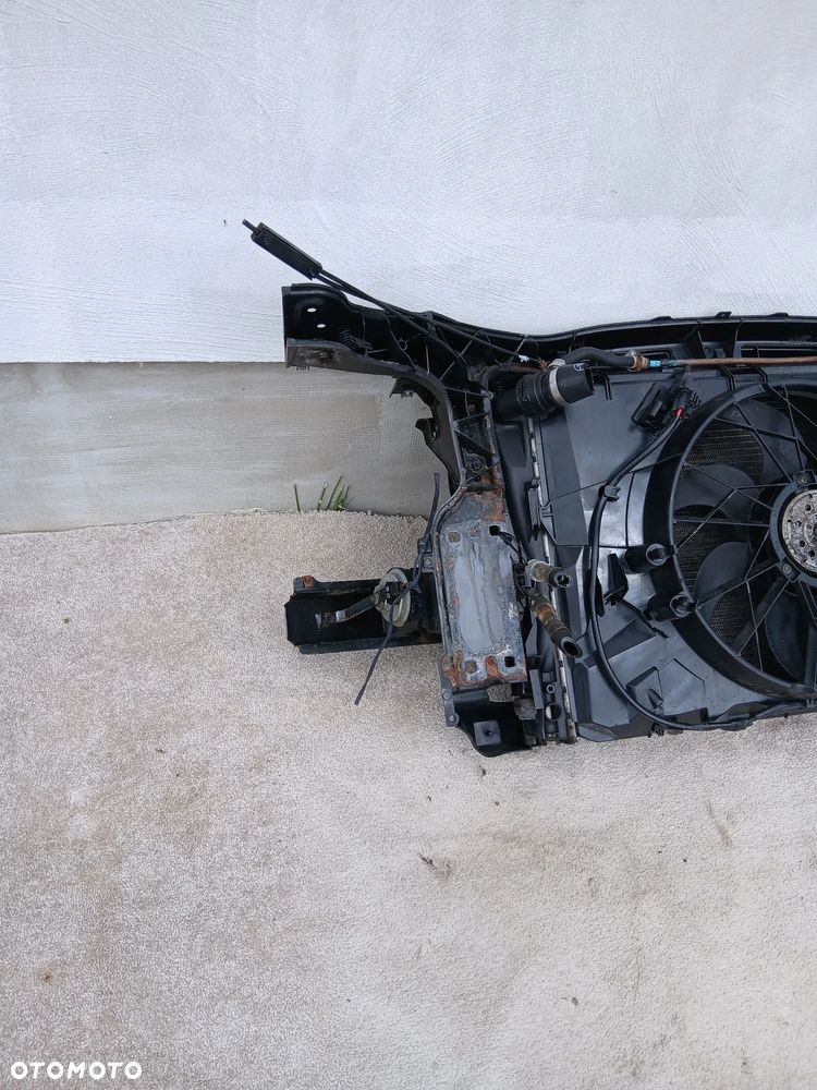 PAS PRZEDNI CZOŁÓWKA BMW E-90 E-91 KOMPLET - 6