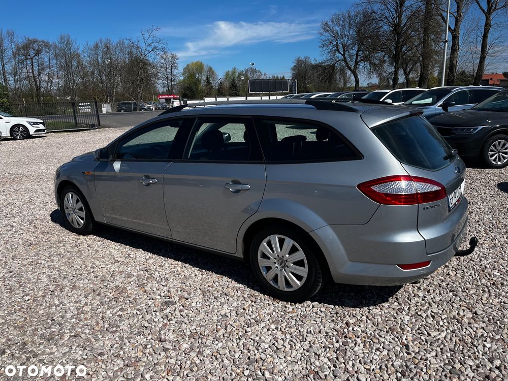 Ford Mondeo 2.0 TDCi Ambiente - 4