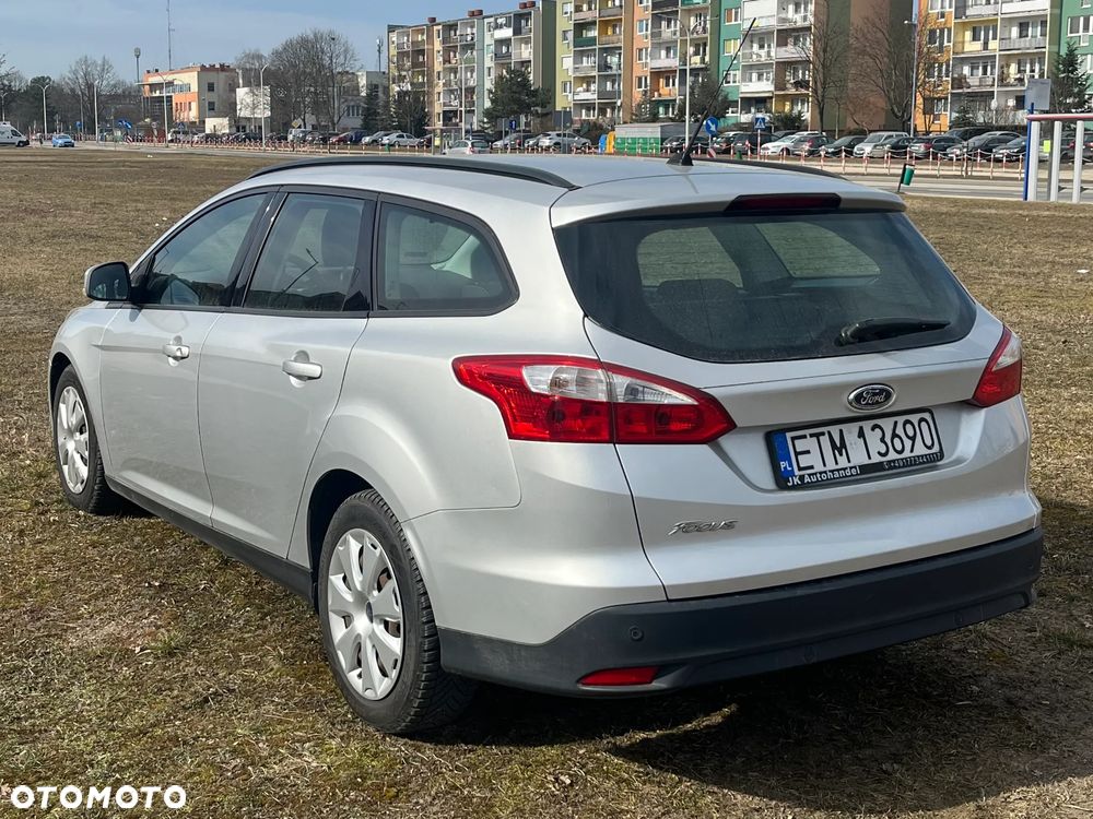 Ford Focus 1.6 TDCi DPF Start-Stopp-System SYNC Edition - 3