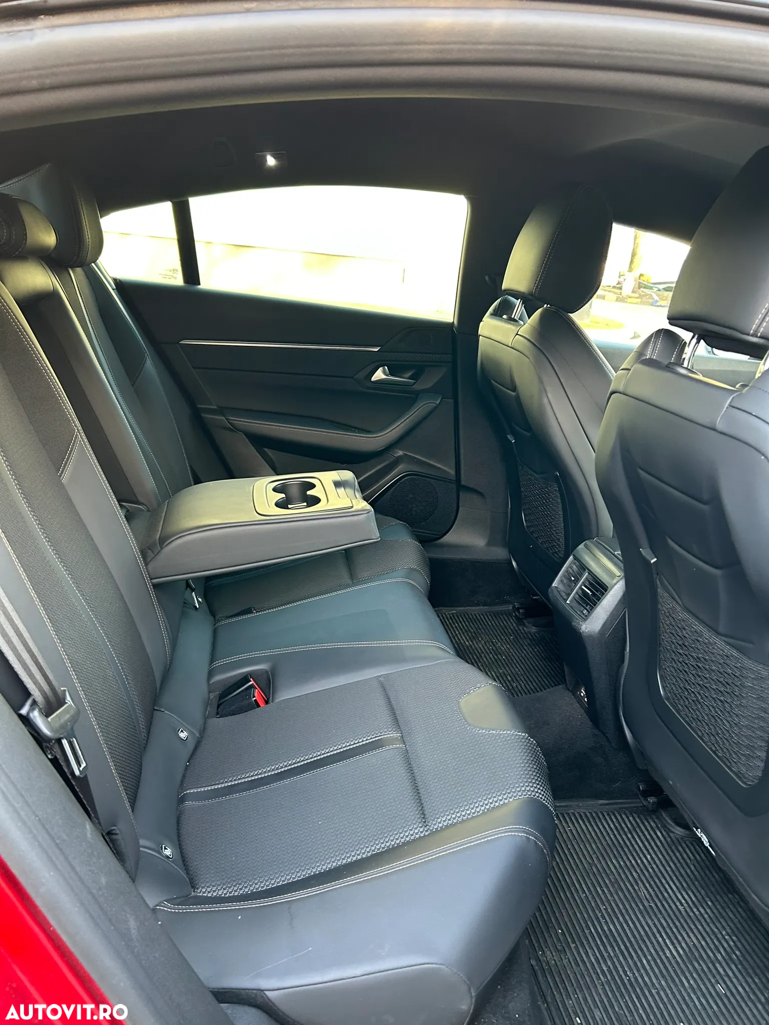 Peugeot 508 - 8