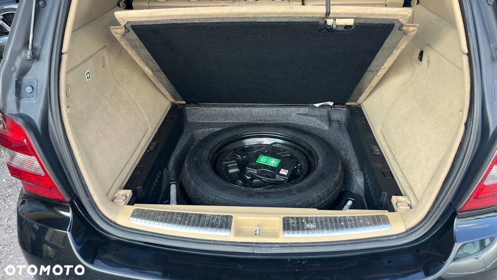 Mercedes-Benz ML 350 4-Matic - 16