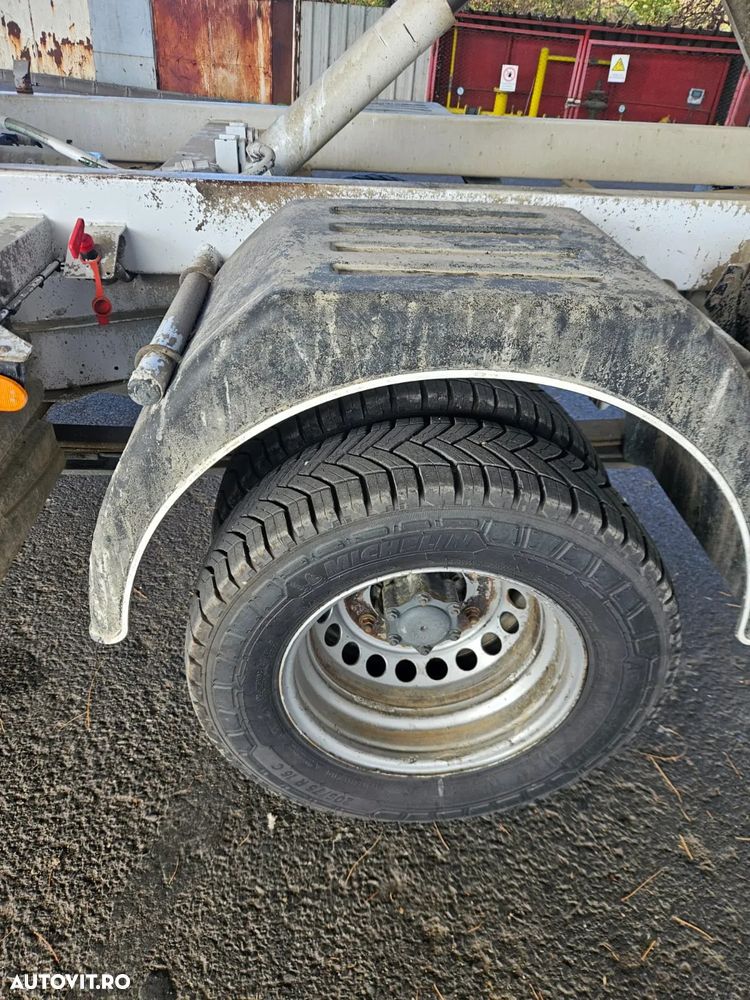 Mercedes-Benz Sprinter - 10