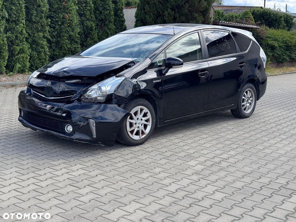 Toyota Prius+ (Hybrid) - 3