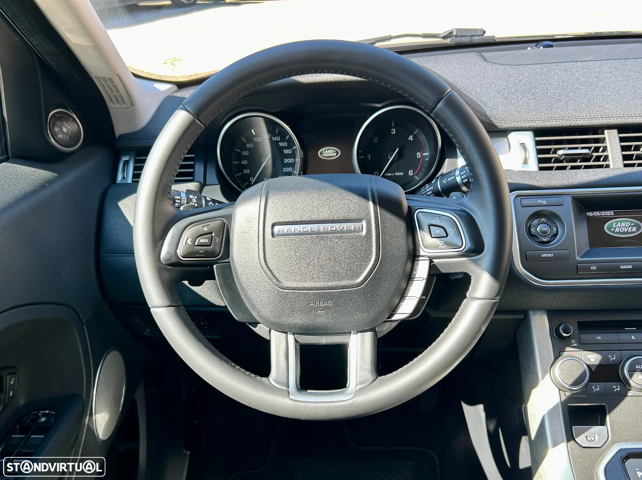 Land Rover Range Rover Evoque 2.2 TD4 Prestige Auto - 17