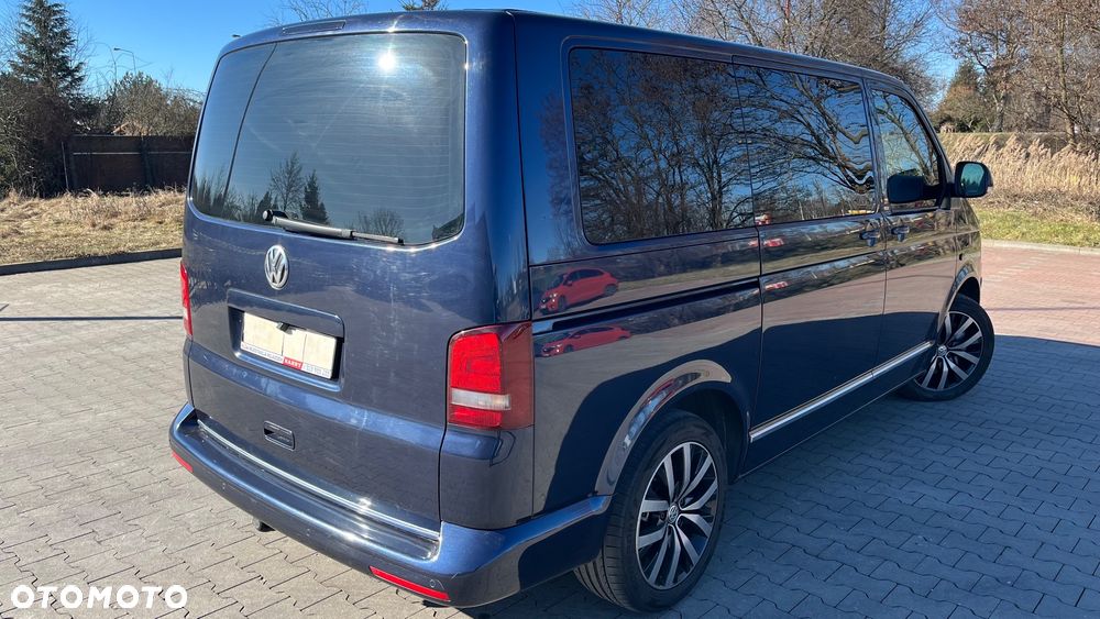 Volkswagen Multivan - 10