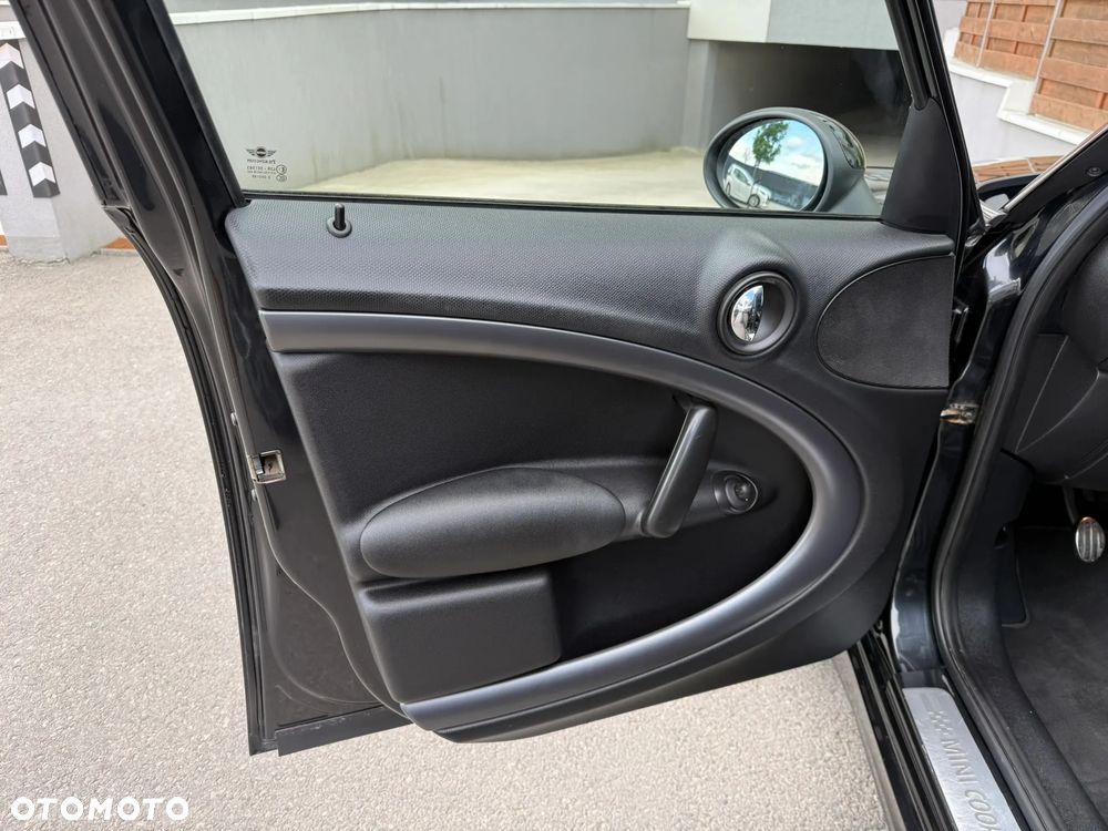 MINI Countryman Cooper SD All4 - 18