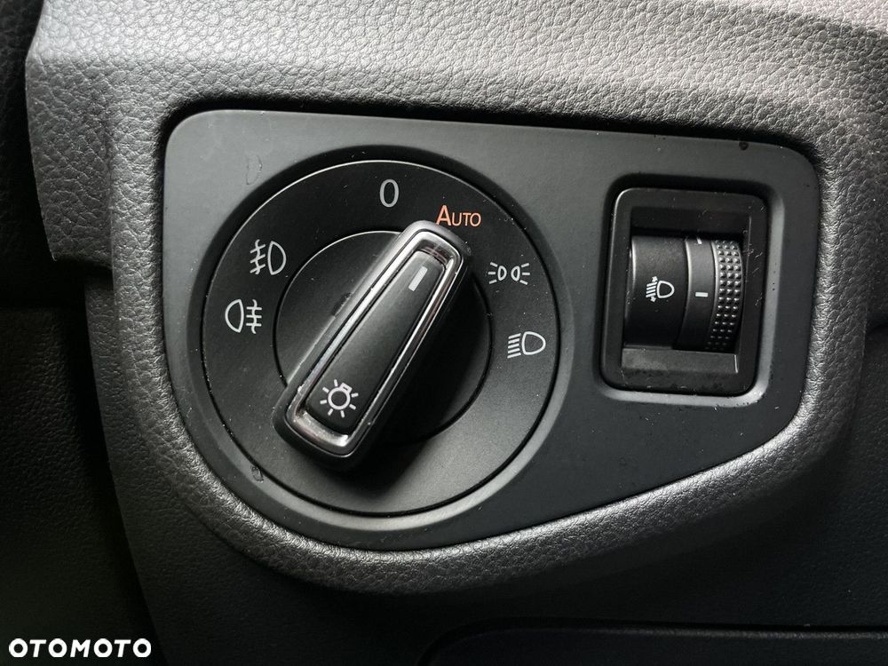 Volkswagen Golf Sportsvan - 25