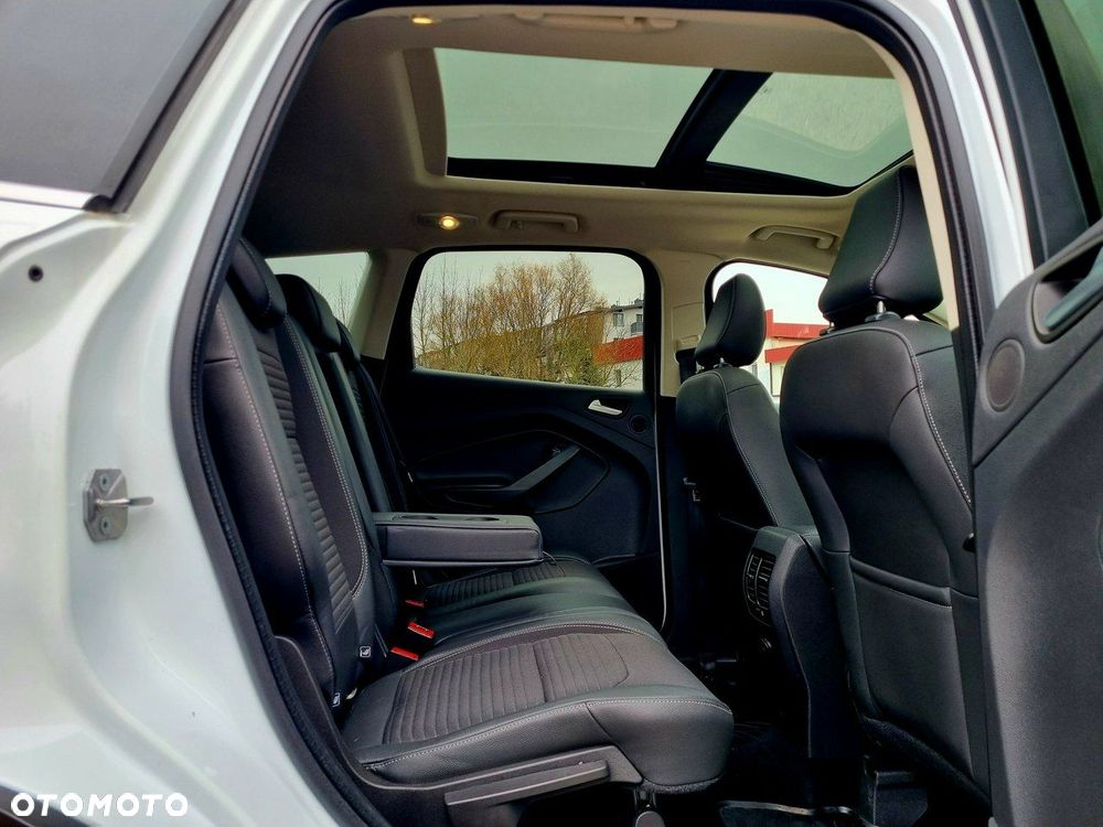 Ford Kuga 2.0 TDCi FWD Titanium - 13