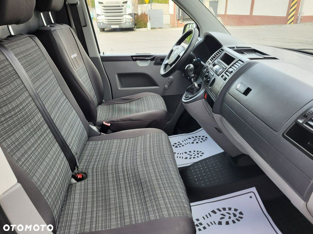 Volkswagen Transporter - 17