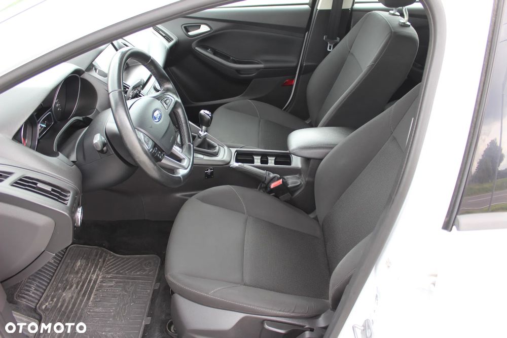 Ford Focus - 14