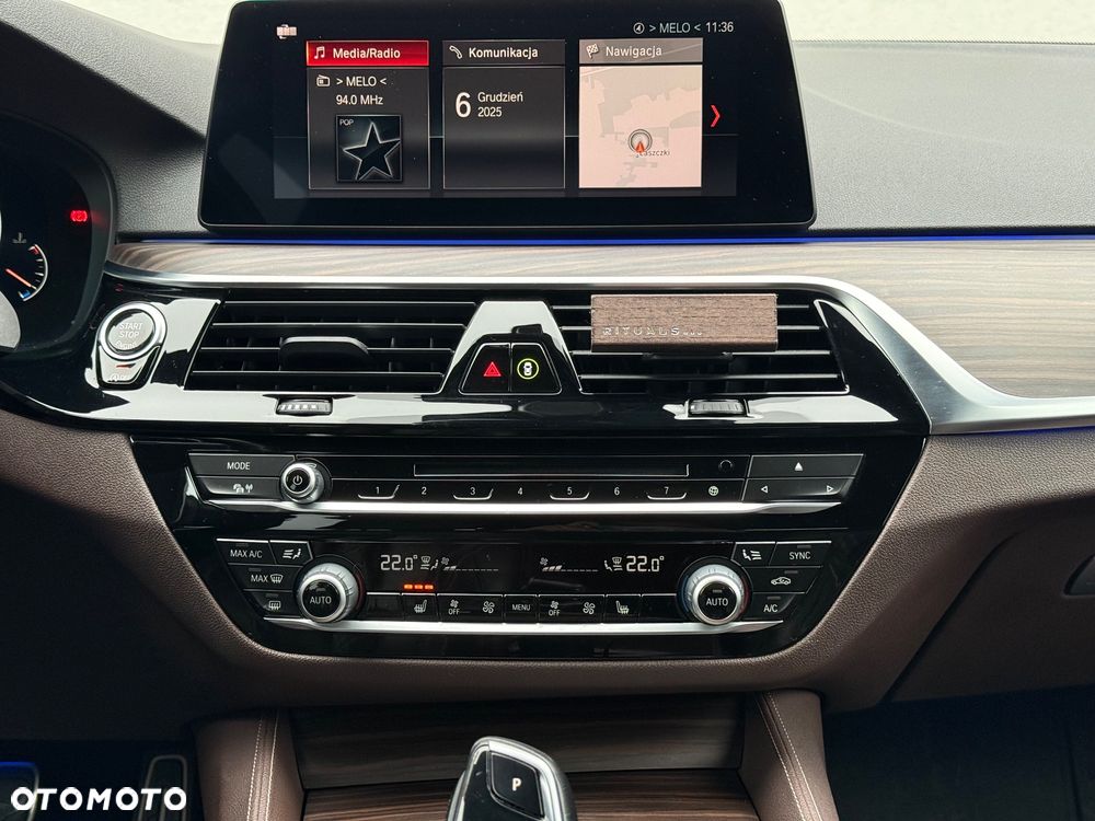 BMW Seria 5 520d xDrive M Sport sport - 16