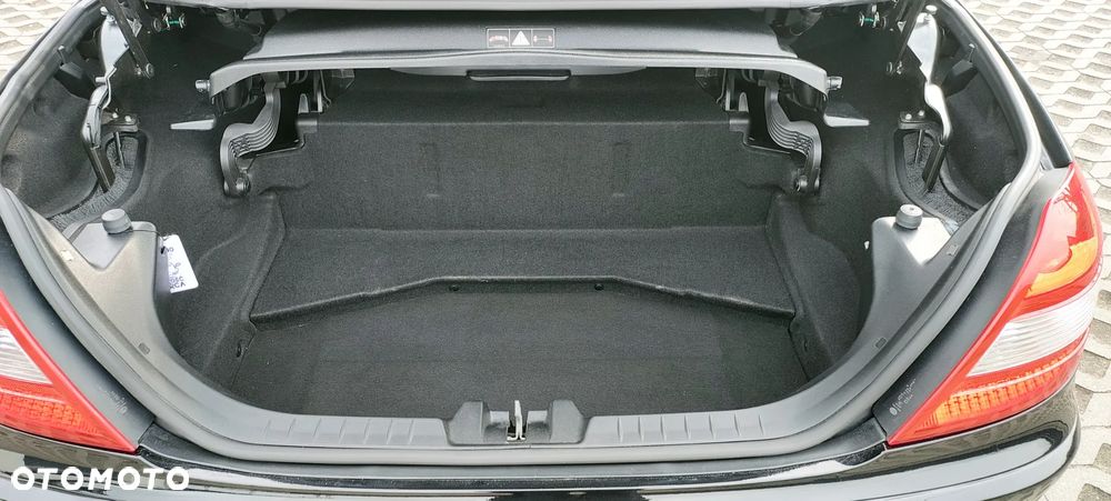 Mercedes-Benz SLK - 36