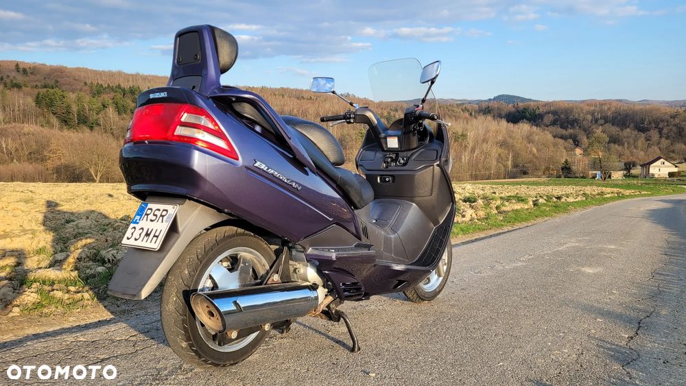 Suzuki Burgman - 3