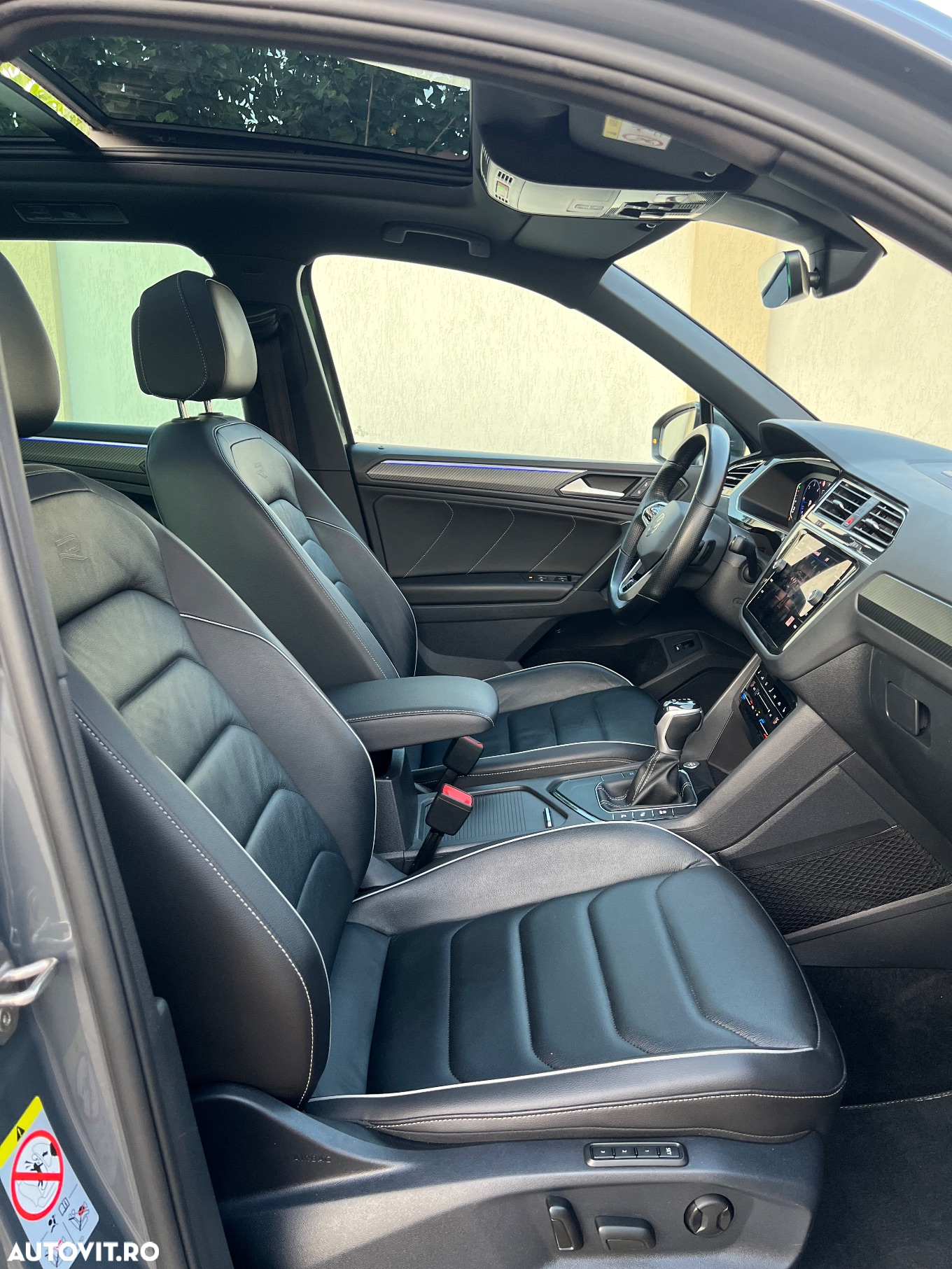 Volkswagen Tiguan - 11