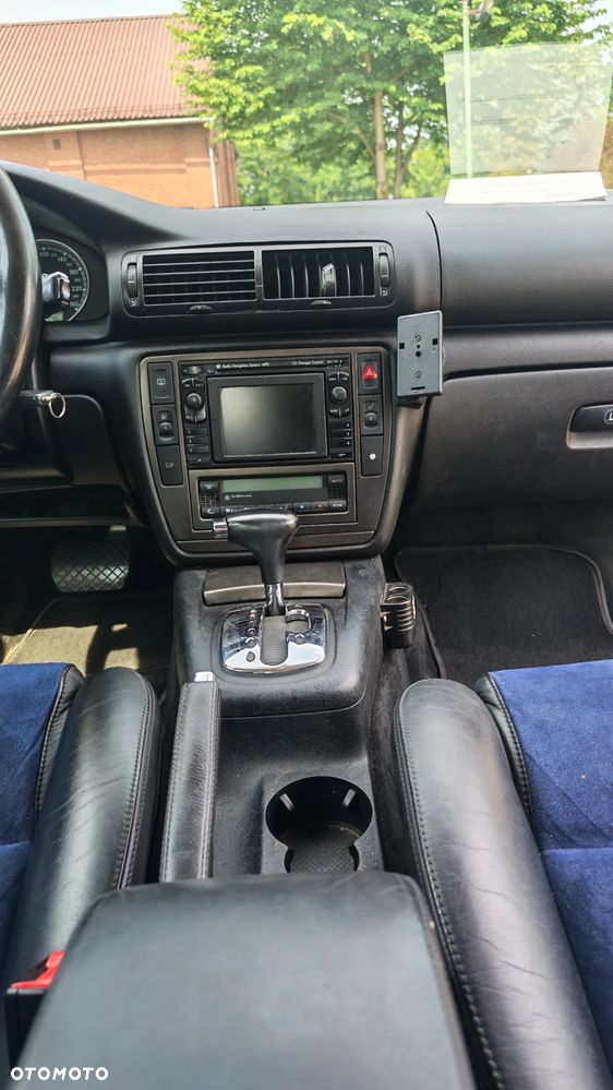 Volkswagen Passat - 35