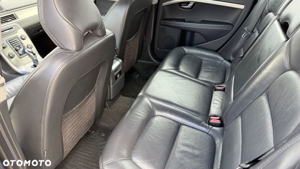 Volvo XC 70 - 11