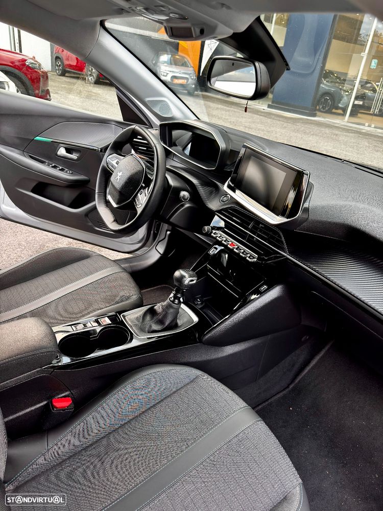 Peugeot 208 1.2 PureTech Allure - 16