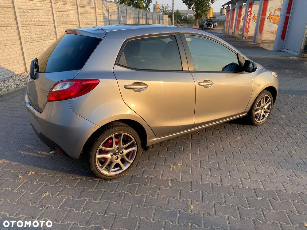 Mazda 2 1.3 Exclusive + - 12