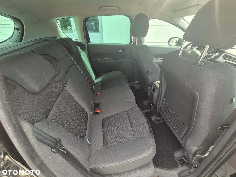 Peugeot 3008 - 17