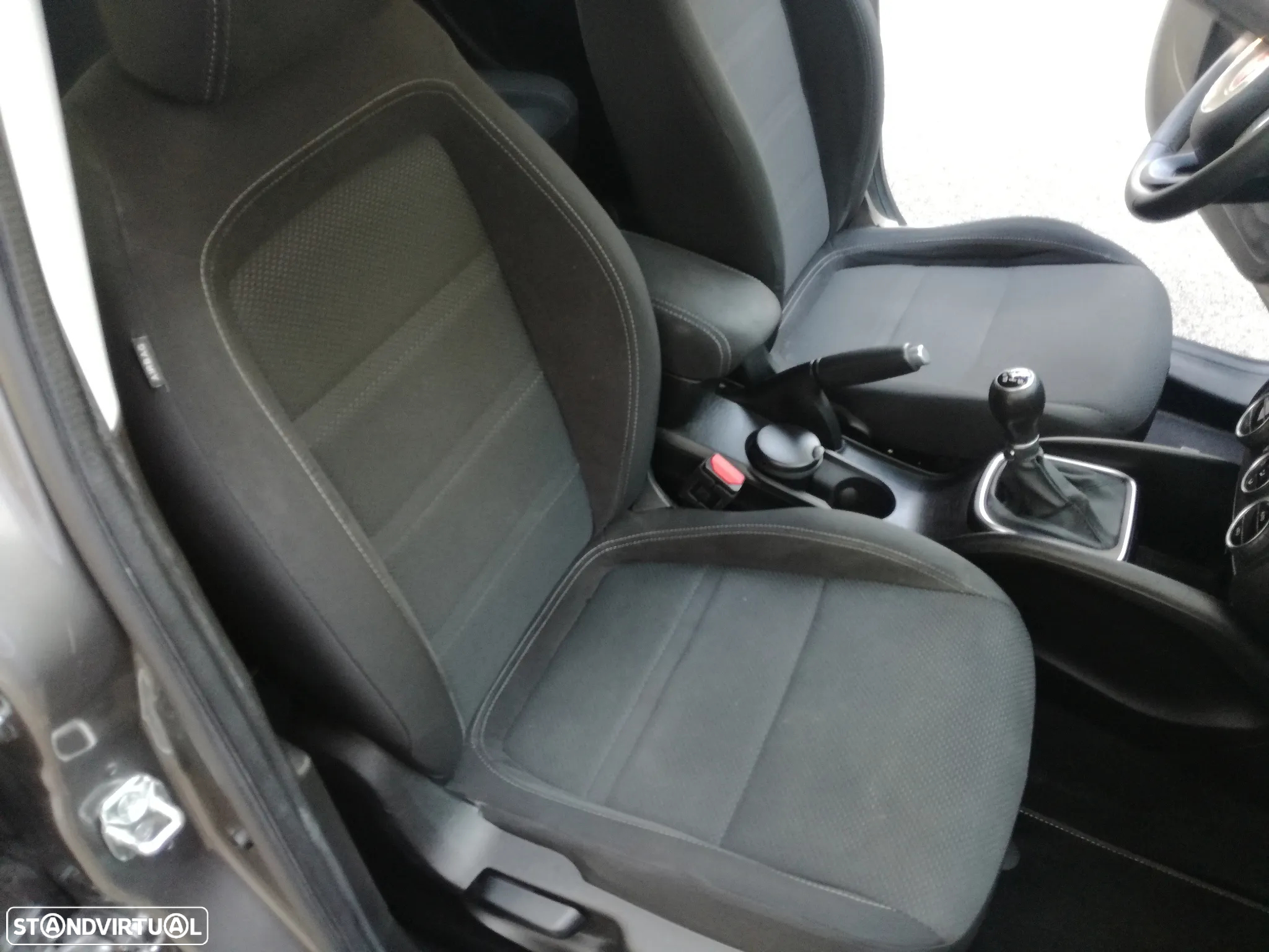 Fiat Tipo Station Wagon 1.3 M-Jet Lounge - 13