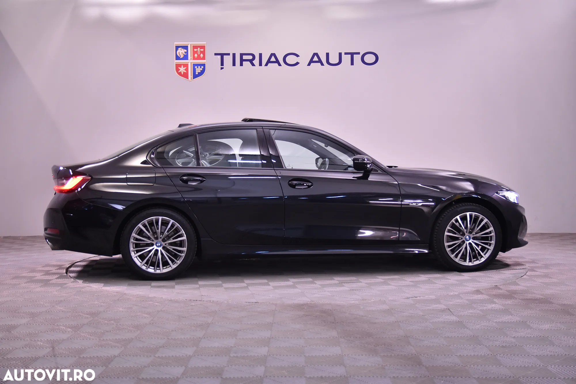 BMW Seria 3 330e xDrive AT PHEV - 6