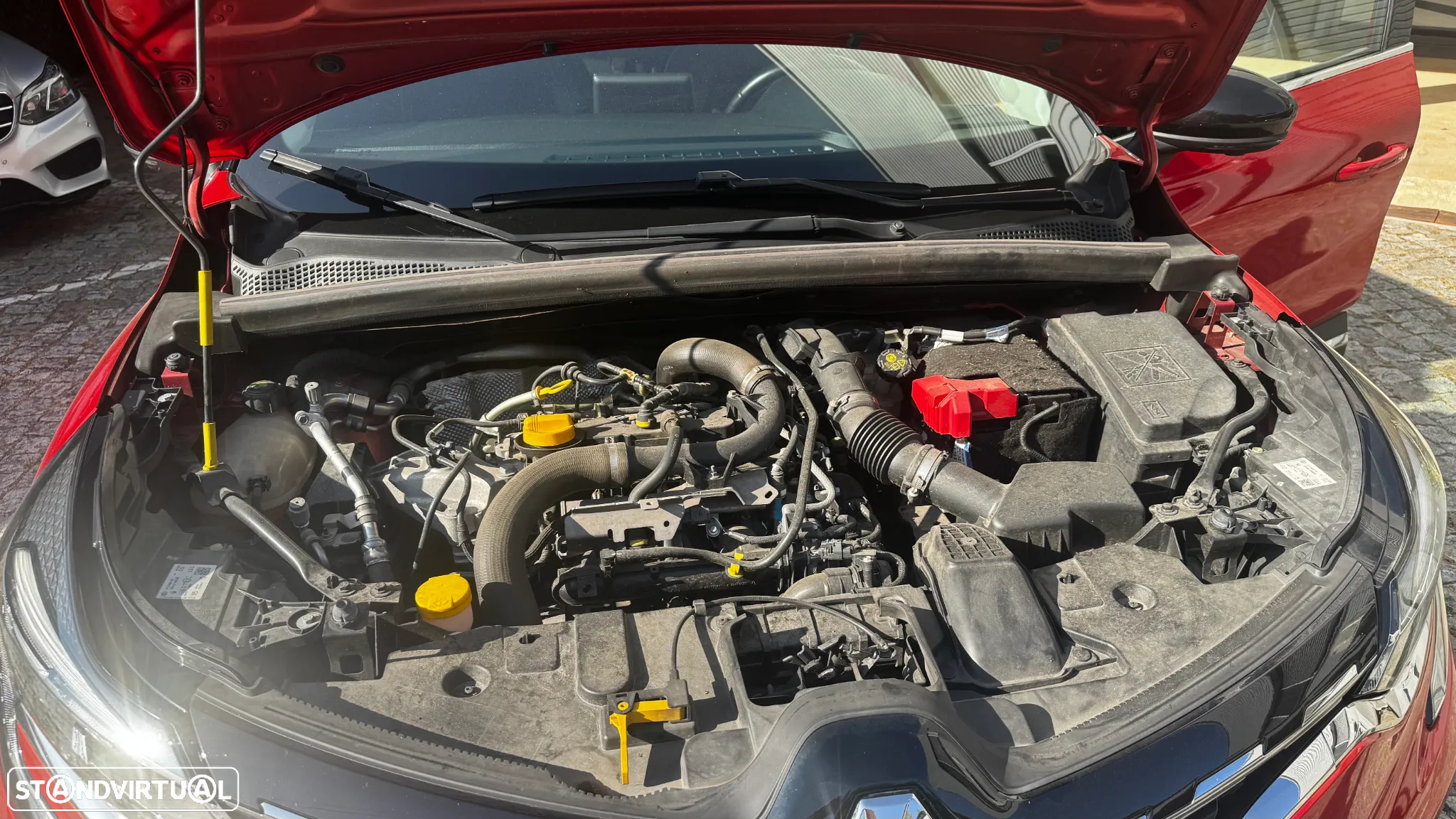 Renault Captur 1.0 TCe Exclusive - 16