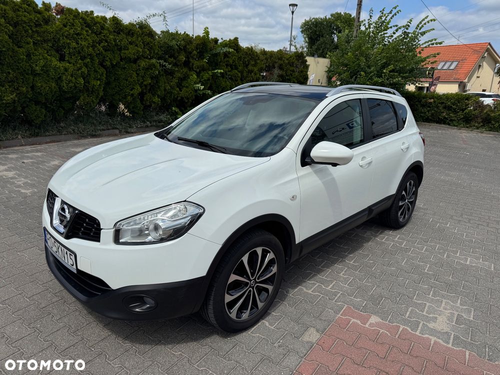 Nissan Qashqai - 2