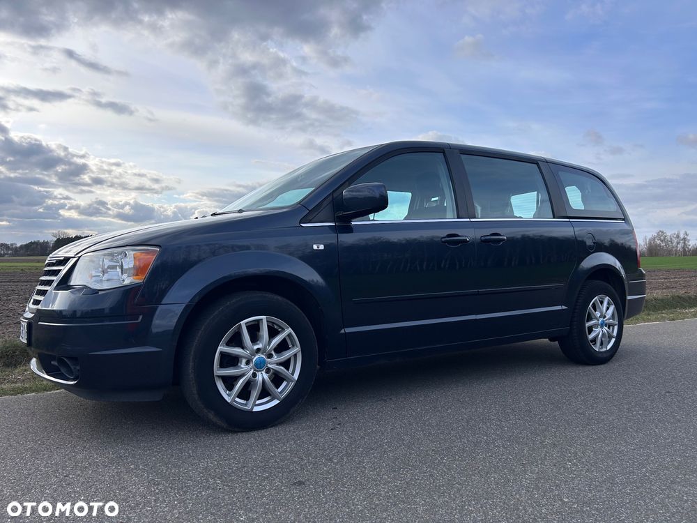 Chrysler Grand Voyager - 18