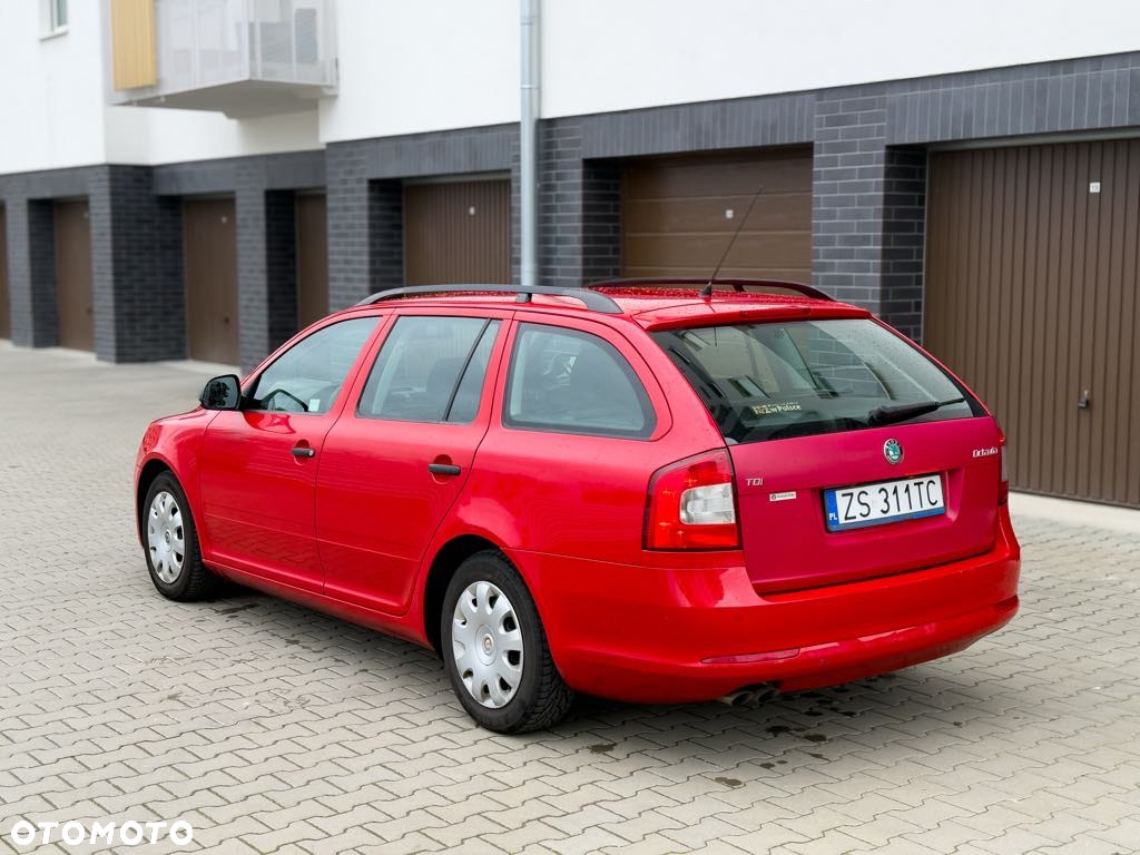 Skoda Octavia 2.0 TDI Ambiente - 13